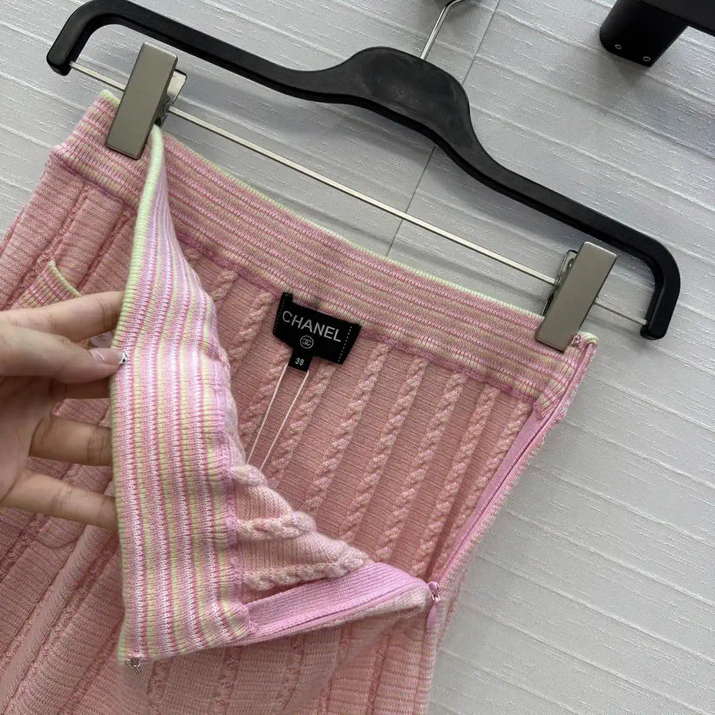 Chanel Women White Moonlight Pink Knitted Skirt C81202