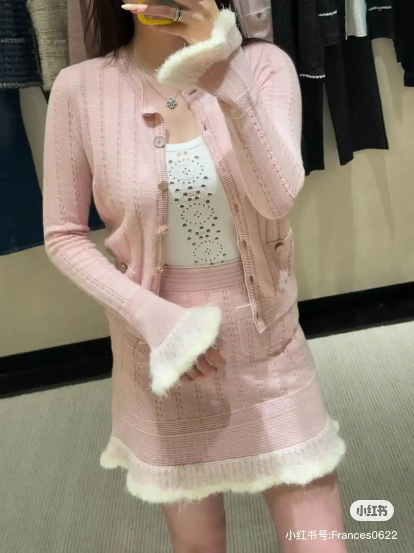 Chanel Women White Moonlight Pink Knitted Skirt C81202