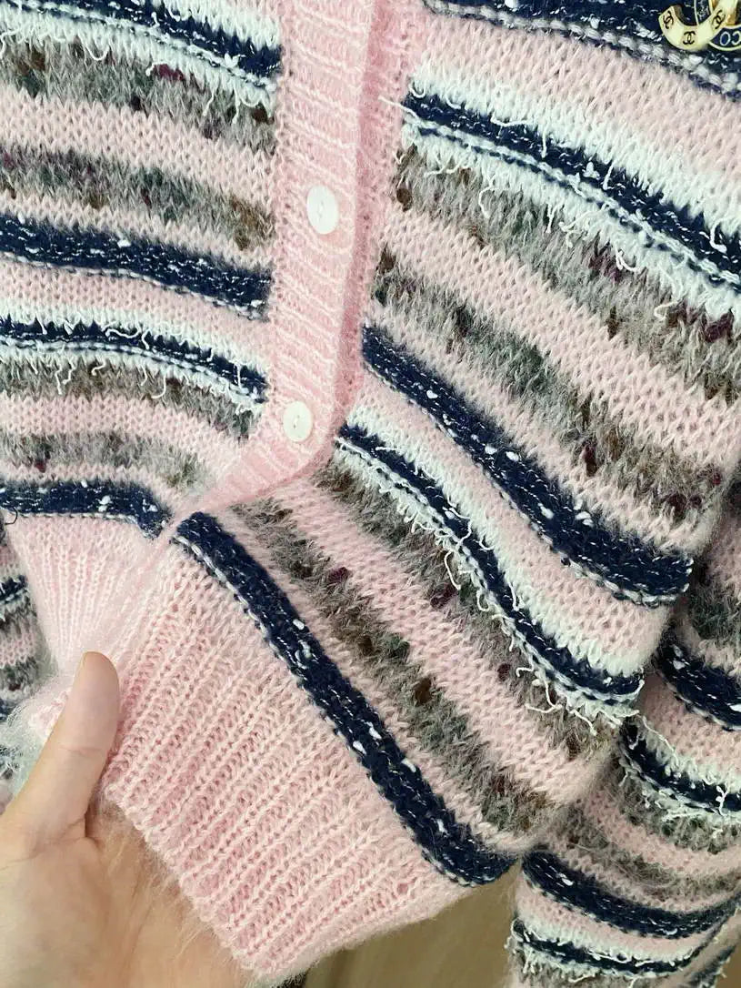 Chanel Women Wool Cardigan Sweater CC69210