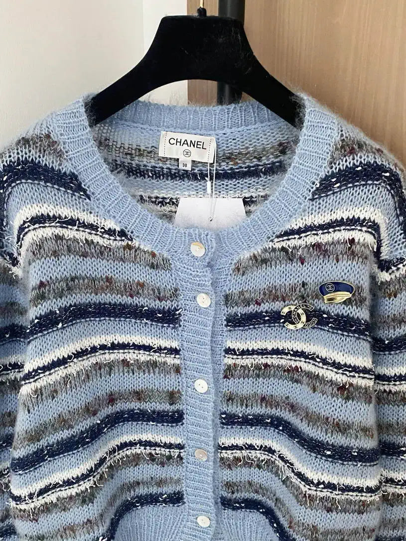 Chanel Women Wool Cardigan Sweater CC69210