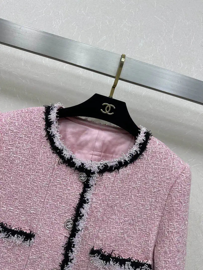 Chanel Women Wool tweed single-breasted jacket C62322