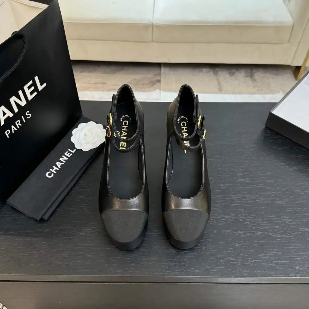 Chanel Women's 25P Pumps Fashion Shoes C93500