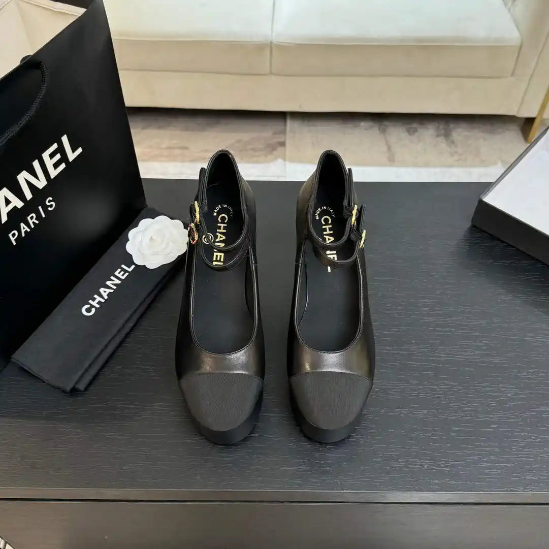 Chanel Women's 25P Pumps Fashion Shoes C93500