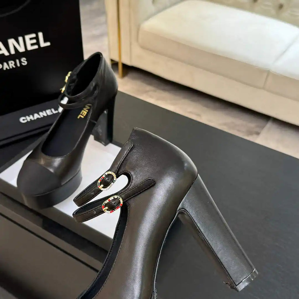 Chanel Women's 25P Pumps Fashion Shoes C93500