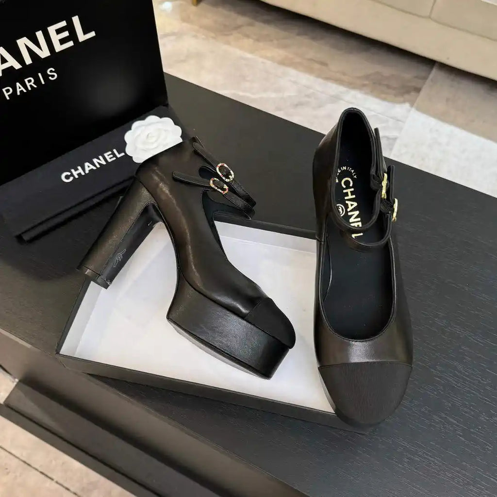 Chanel Women's 25P Pumps Fashion Shoes C93500