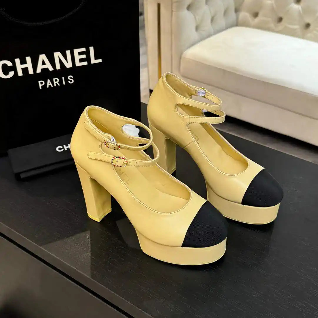 Chanel Women's 25P Pumps Fashion Shoes C93502