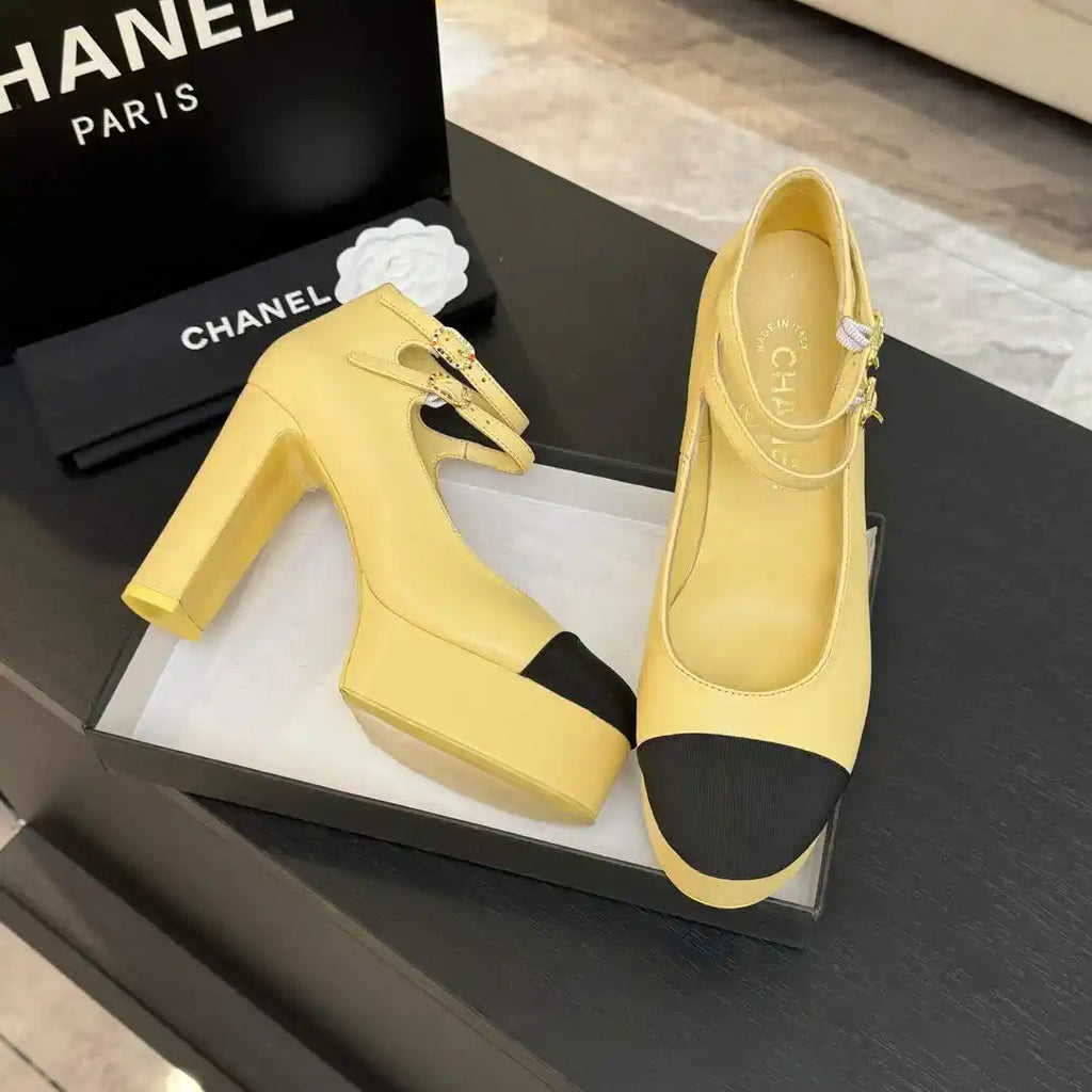 Chanel Women's 25P Pumps Fashion Shoes C93502
