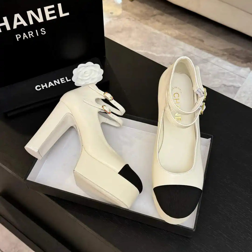 Chanel Women's 25P Pumps Fashion Shoes C93503
