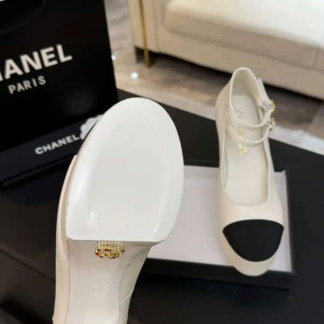 Chanel Women's 25P Pumps Fashion Shoes C93503
