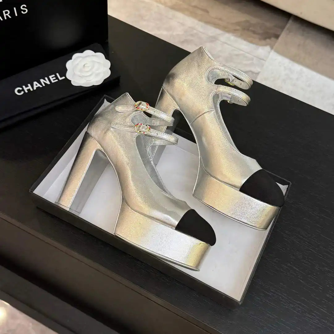 Chanel Women's 25P Pumps Fashion Shoes C93504