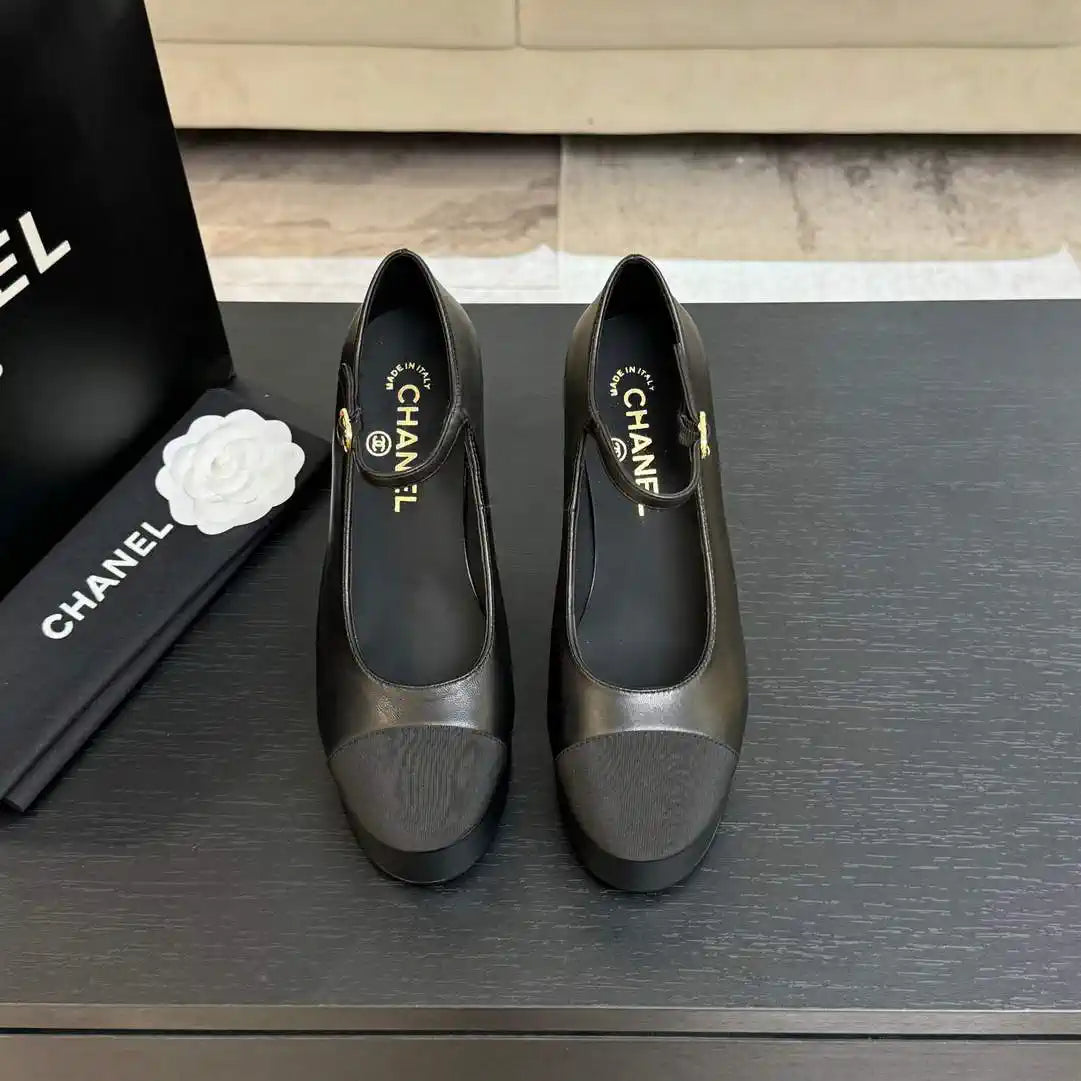 Chanel Women's 25P Pumps Fashion Shoes C93505