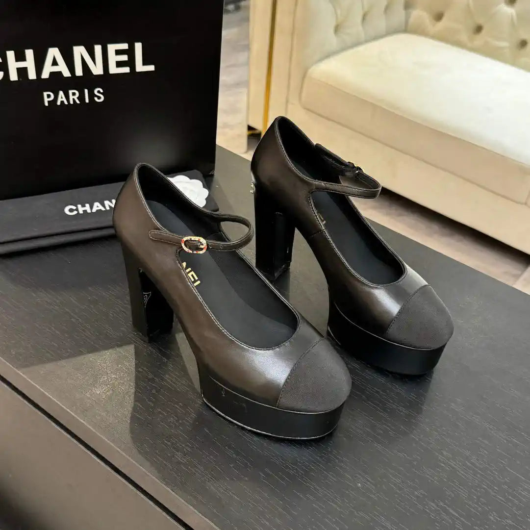 Chanel Women's 25P Pumps Fashion Shoes C93505
