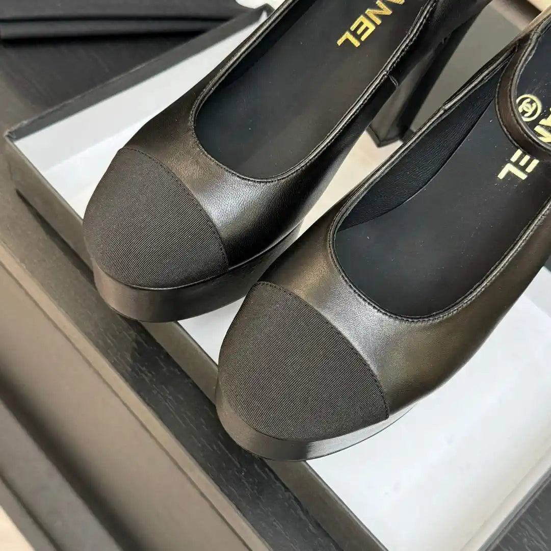Chanel Women's 25P Pumps Fashion Shoes C93505