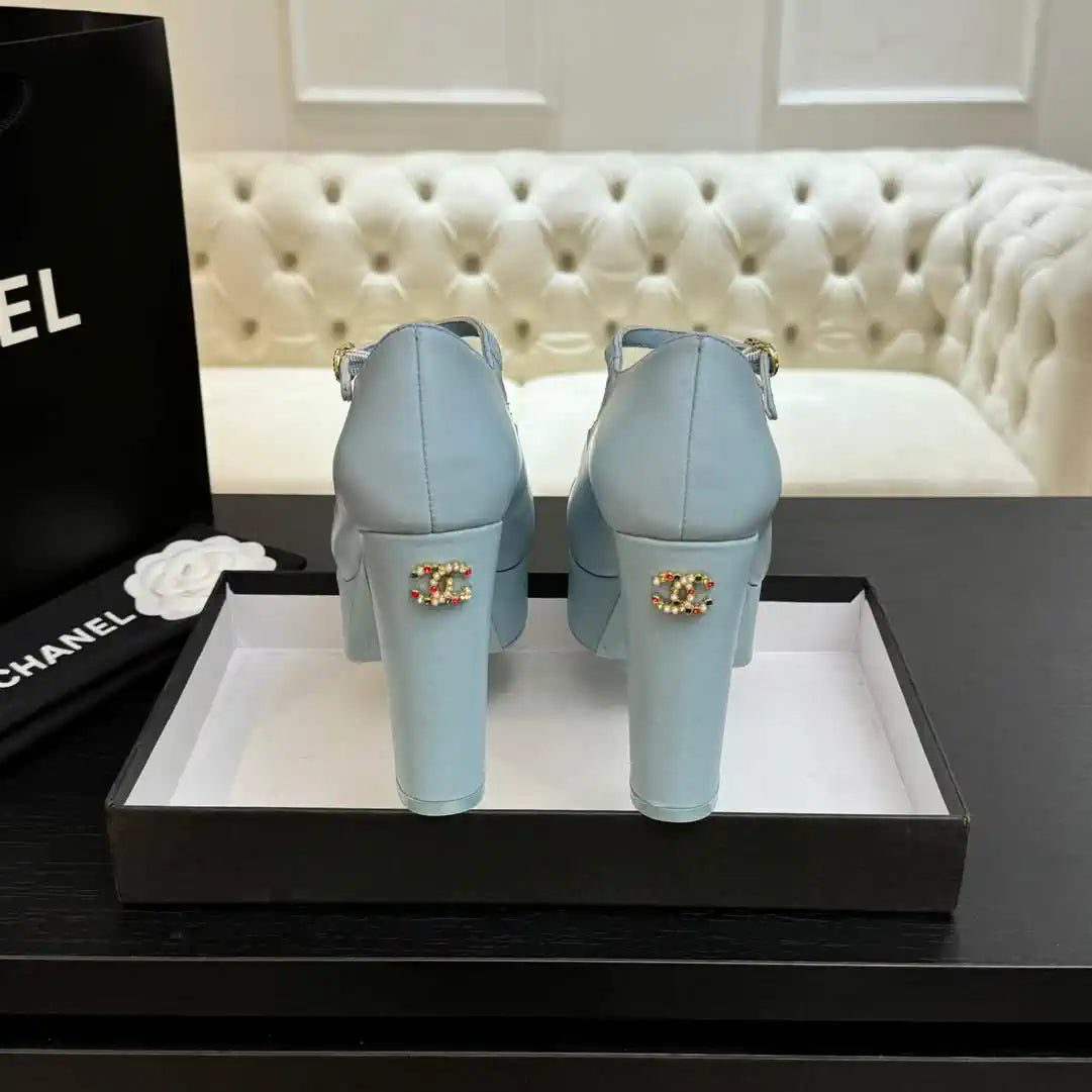 Chanel Women's 25P Pumps Fashion Shoes C93507