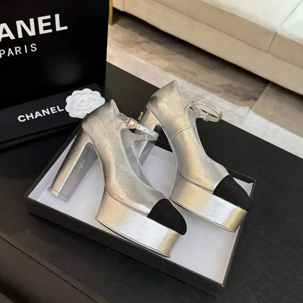 Chanel Women's 25P Pumps Fashion Shoes C93509