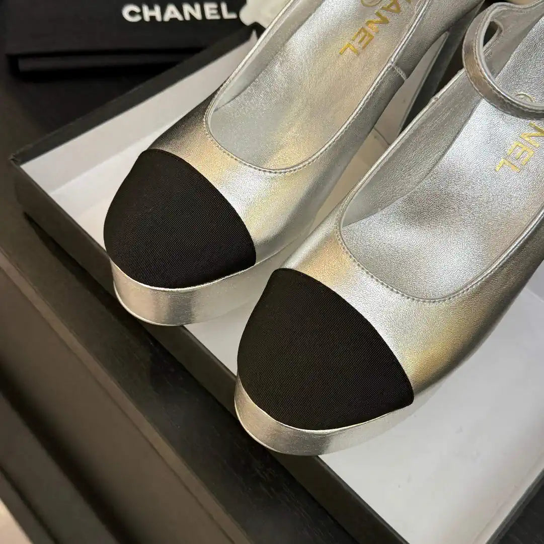 Chanel Women's 25P Pumps Fashion Shoes C93509