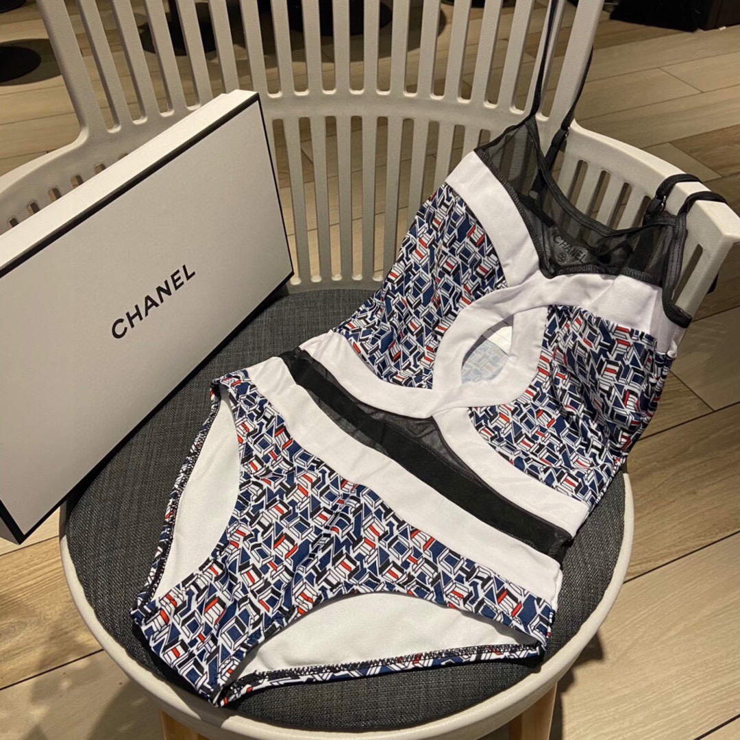 Chanel Women's Bikini Swimsuit Suit P72624