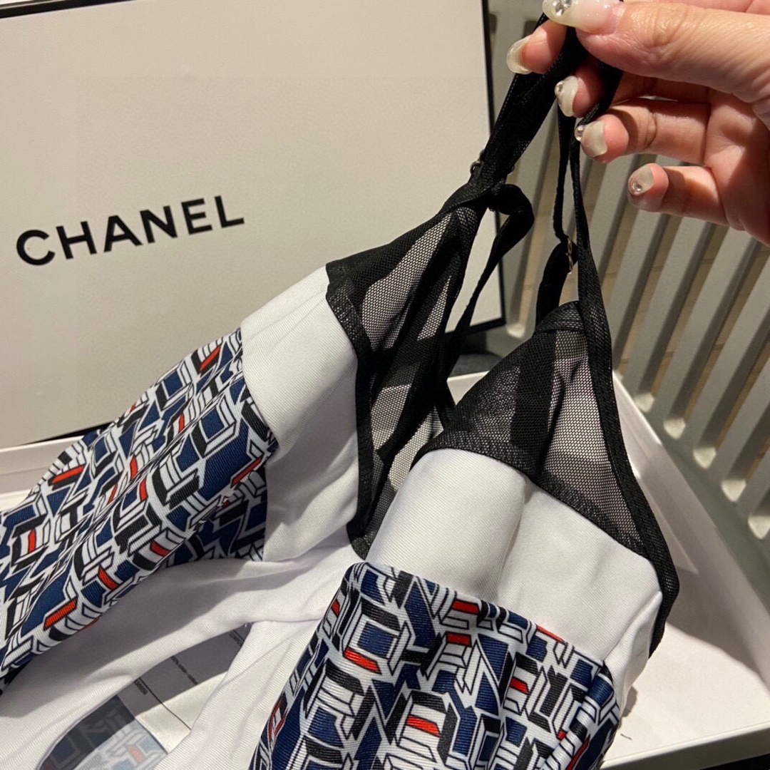 Chanel Women's Bikini Swimsuit Suit P72624