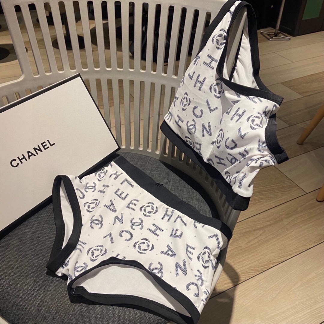 Chanel Women's Bikini Swimsuit Suit P72625