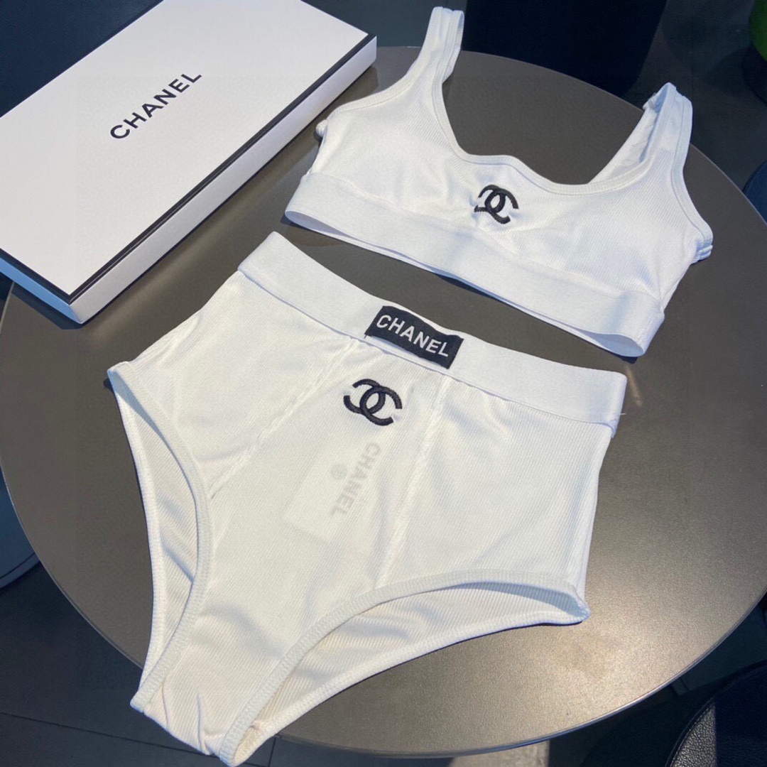 Chanel Women's Bikini Swimsuit Suit P72629