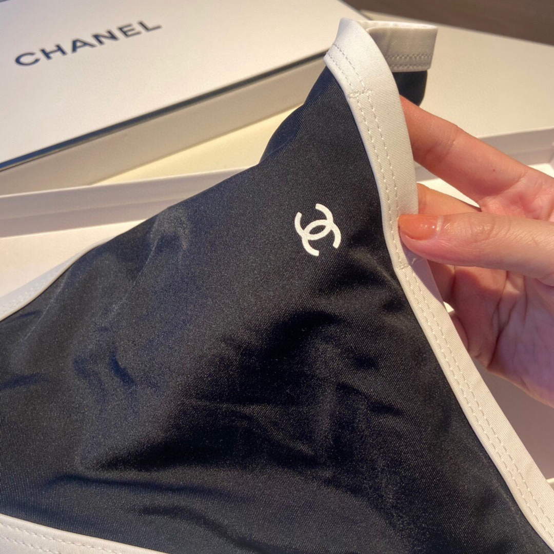 Chanel Women's Bikini Swimsuit Suit P72630