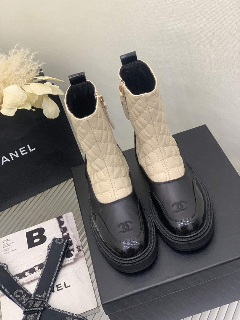 Chanel Women's Boot Shoes G38758 - 35 - View 1