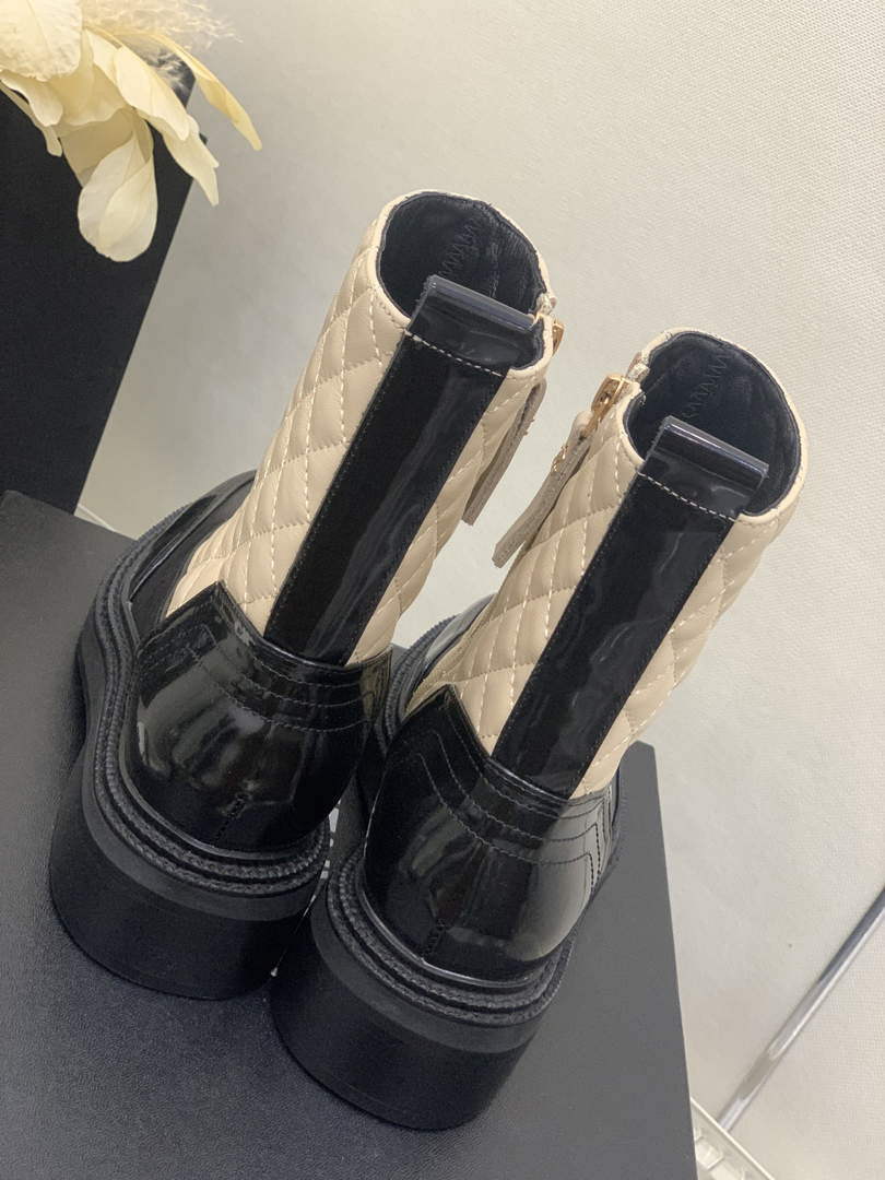 Chanel Women's Boot Shoes G38758