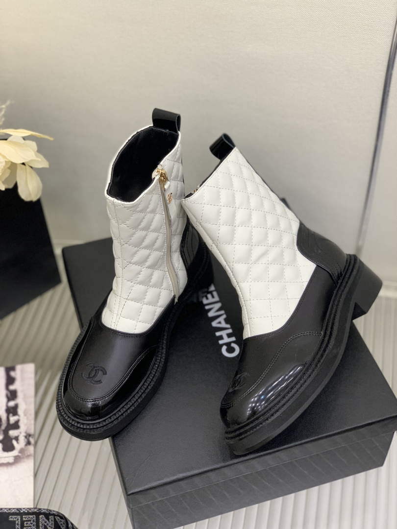 Chanel Women's Boot Shoes G38760