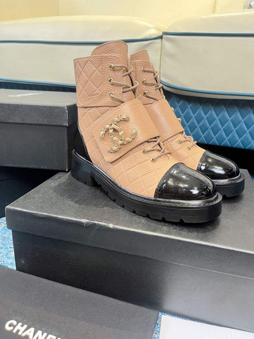 Chanel Women's Boot Shoes G38761