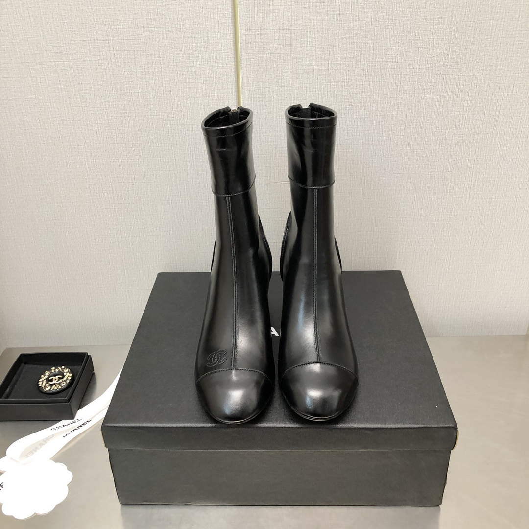 Chanel Women's Boot Shoes G38765 - 35 - View 1
