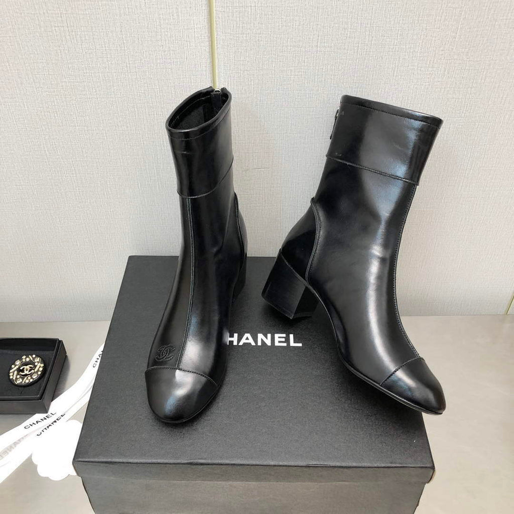 Chanel Women's Boot Shoes G38765