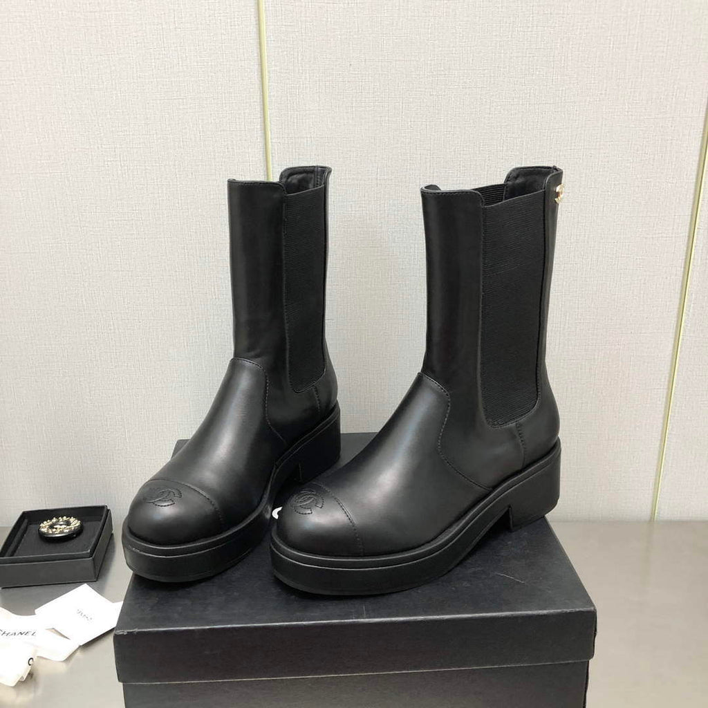 Chanel Women's Boot Shoes G38781