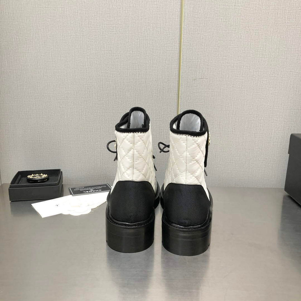 Chanel Women's Boot Shoes G38782