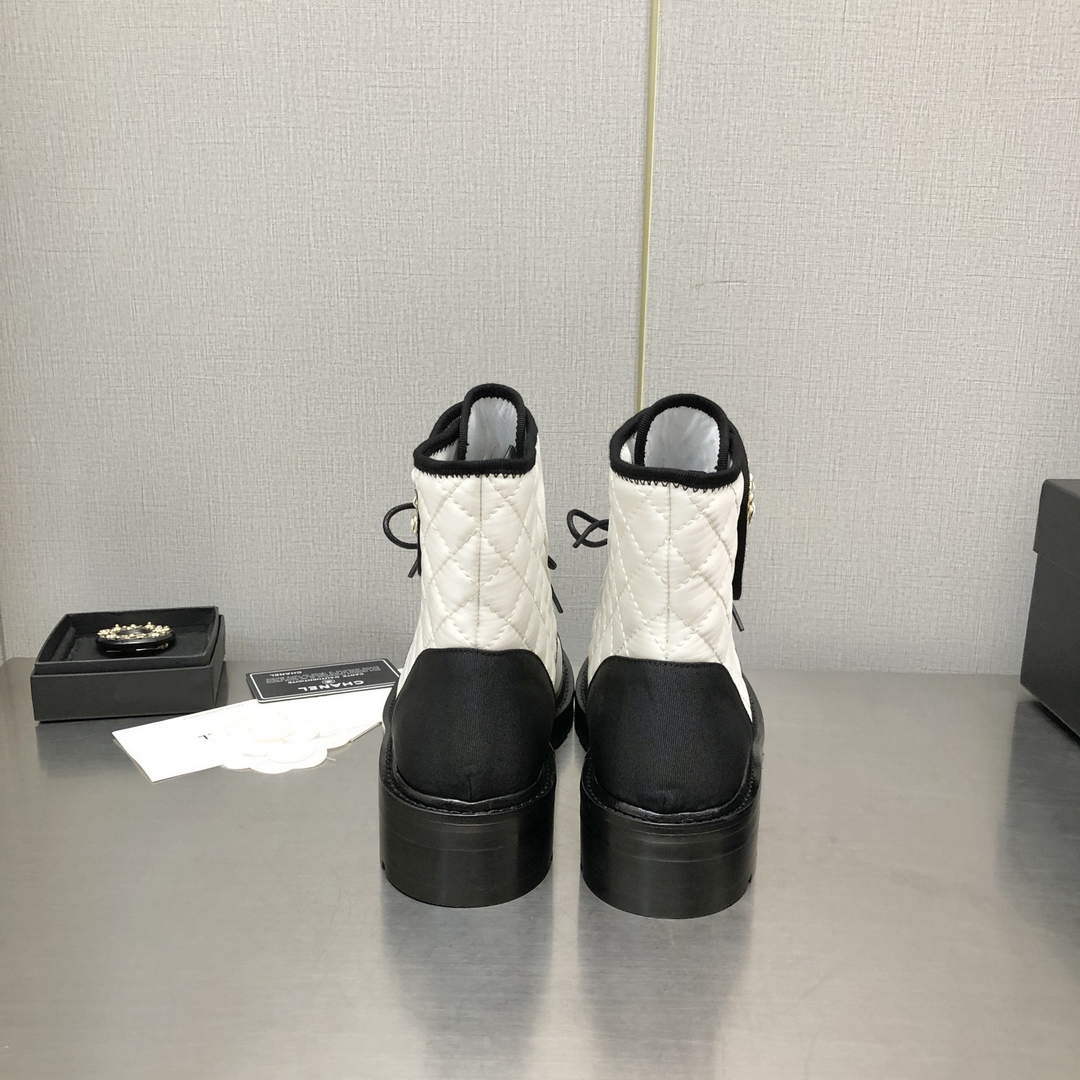 Chanel Women's Boot Shoes G38782