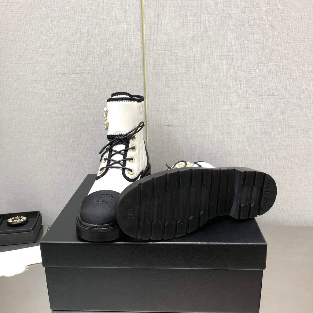 Chanel Women's Boot Shoes G38782