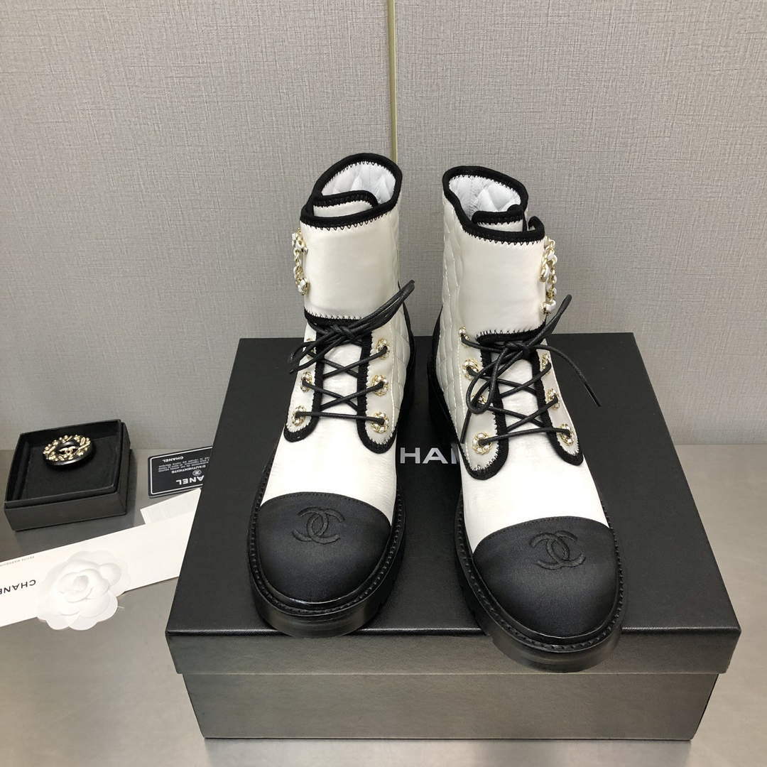 Chanel Women's Boot Shoes G38782