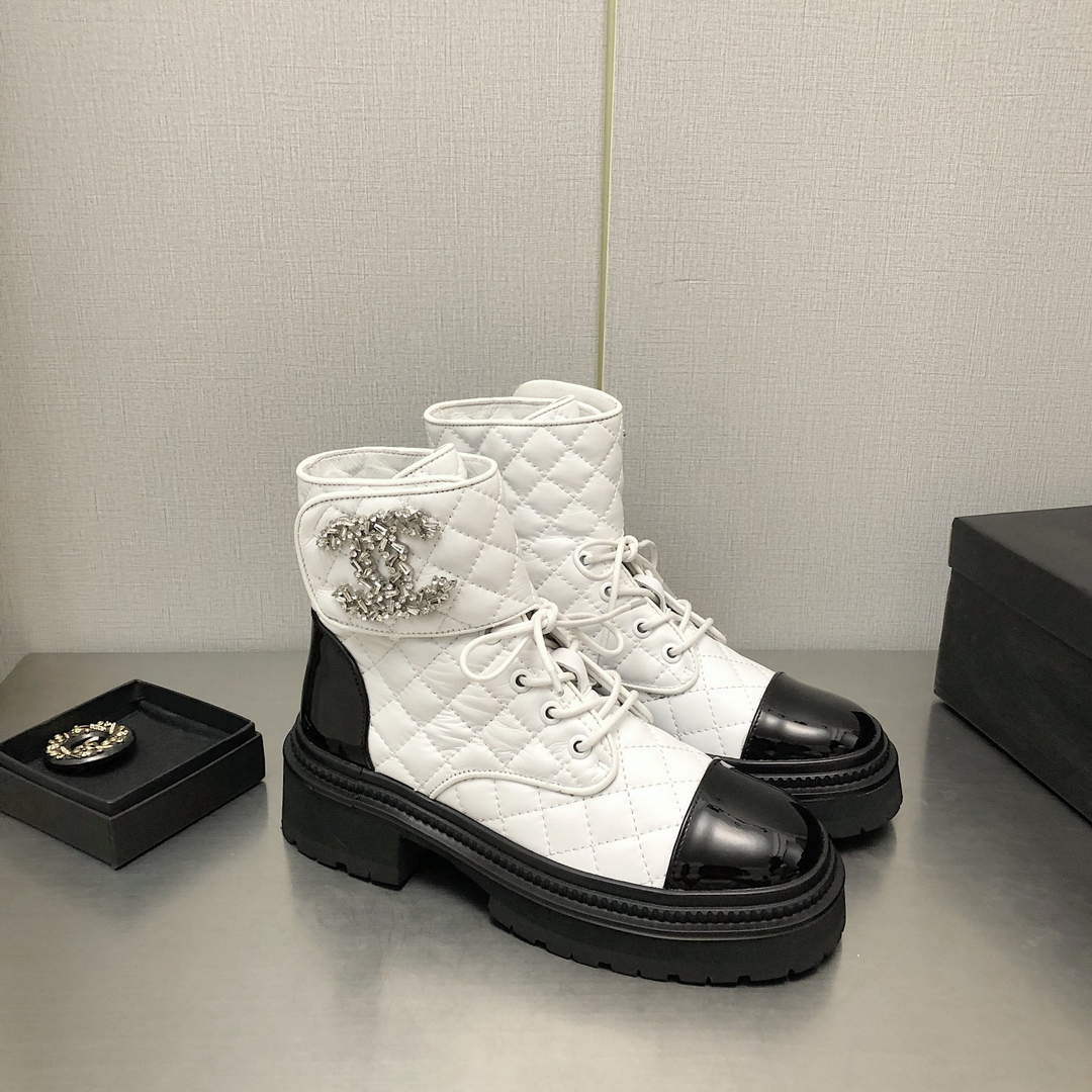 Chanel Women's Boot Shoes G38791