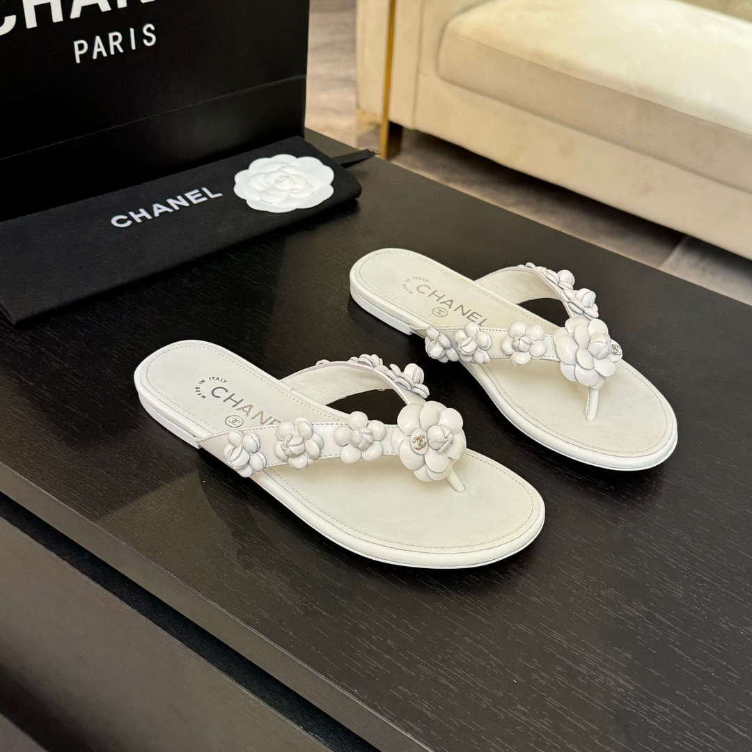 Chanel Women's Camellia Flip Flop Sandals Lambskin C92581