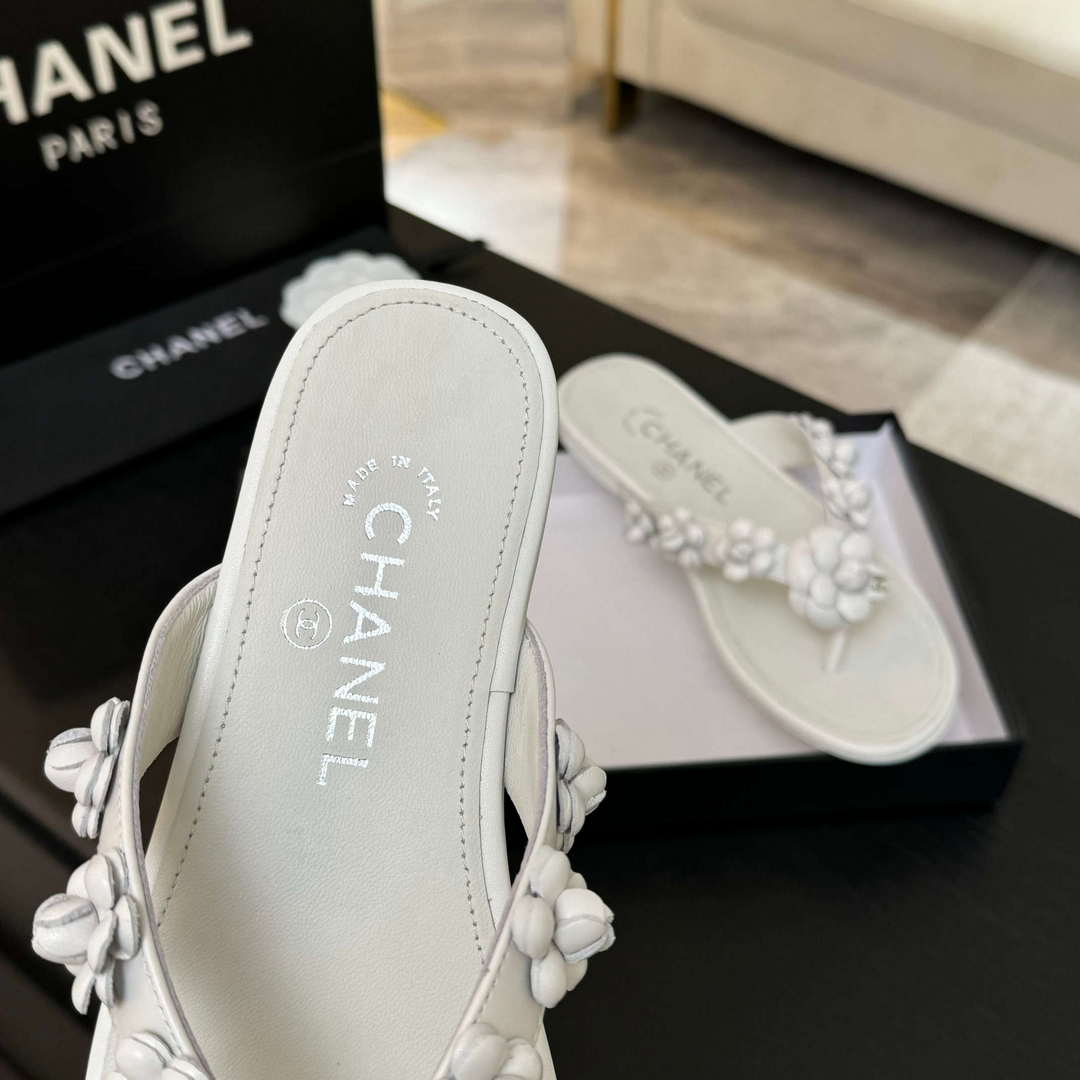 Chanel Women's Camellia Flip Flop Sandals Lambskin C92581
