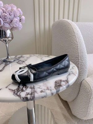 Chanel Women's Classic second-hand Kang Peng shoes flat shoes C93451 - Euro 35=US 4 - View 3
