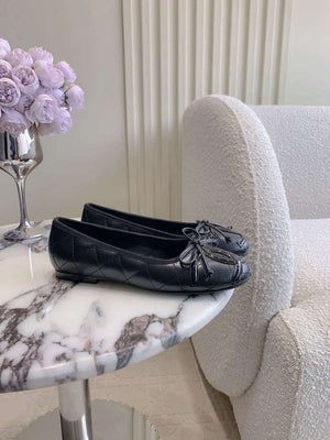 Chanel Women's Classic second-hand Kang Peng shoes flat shoes C93452 - Euro 35=US 4 - View 2