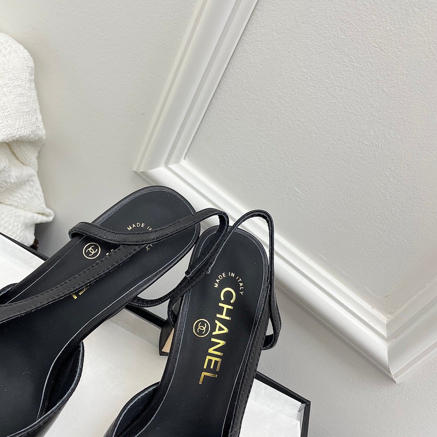Chanel Women's Classic Slingback Ballet Shoes 9.5 cm C93310 - Euro 35=US 4 - View 2