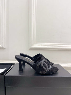 Chanel Women's Diamond-patterned Slippers 7.5cm C93334 - Euro 35=US 4 - View 2