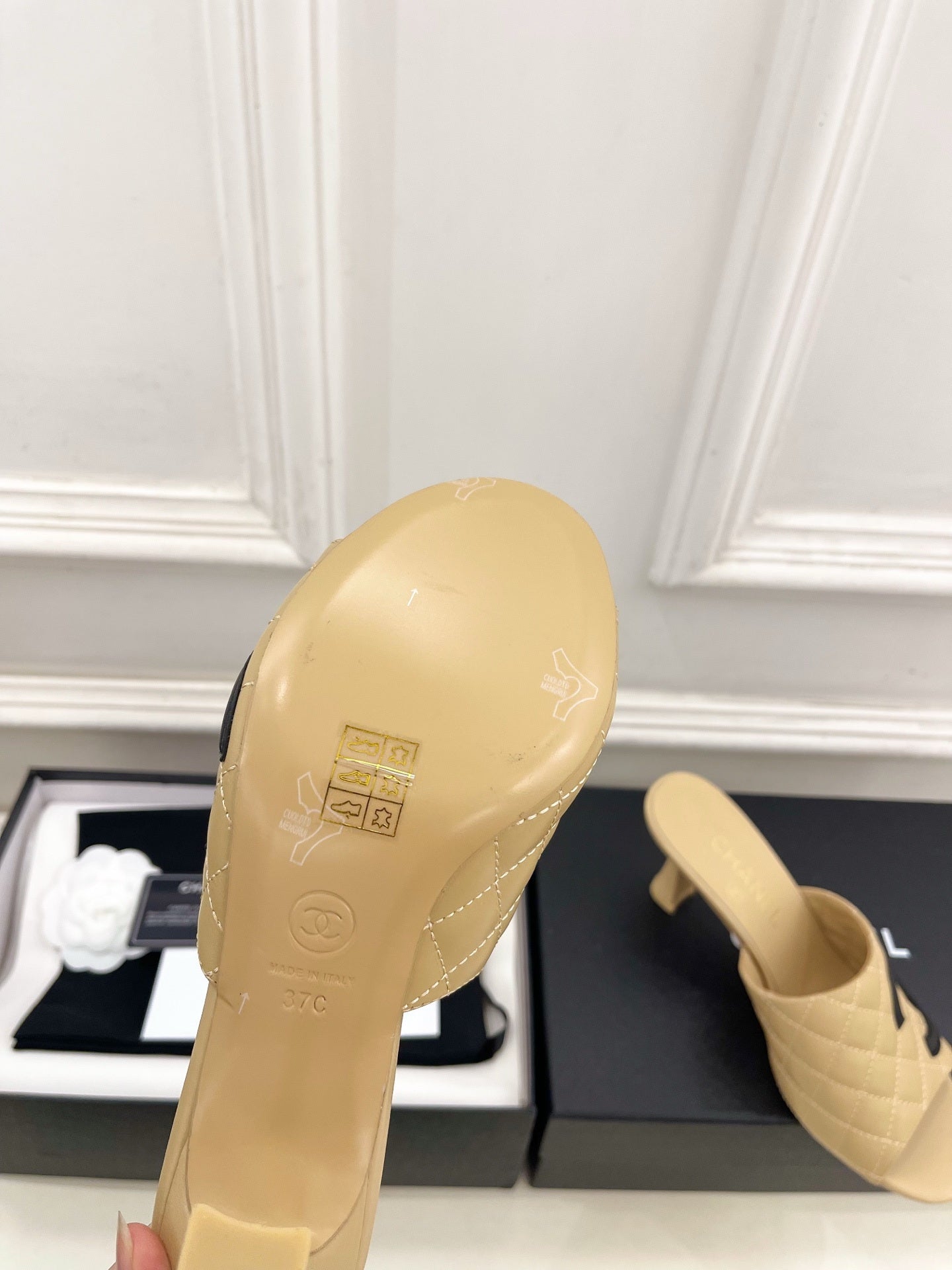 Chanel Women's Diamond-patterned Slippers 7.5cm C93338 - Euro 35=US 4 - View 9