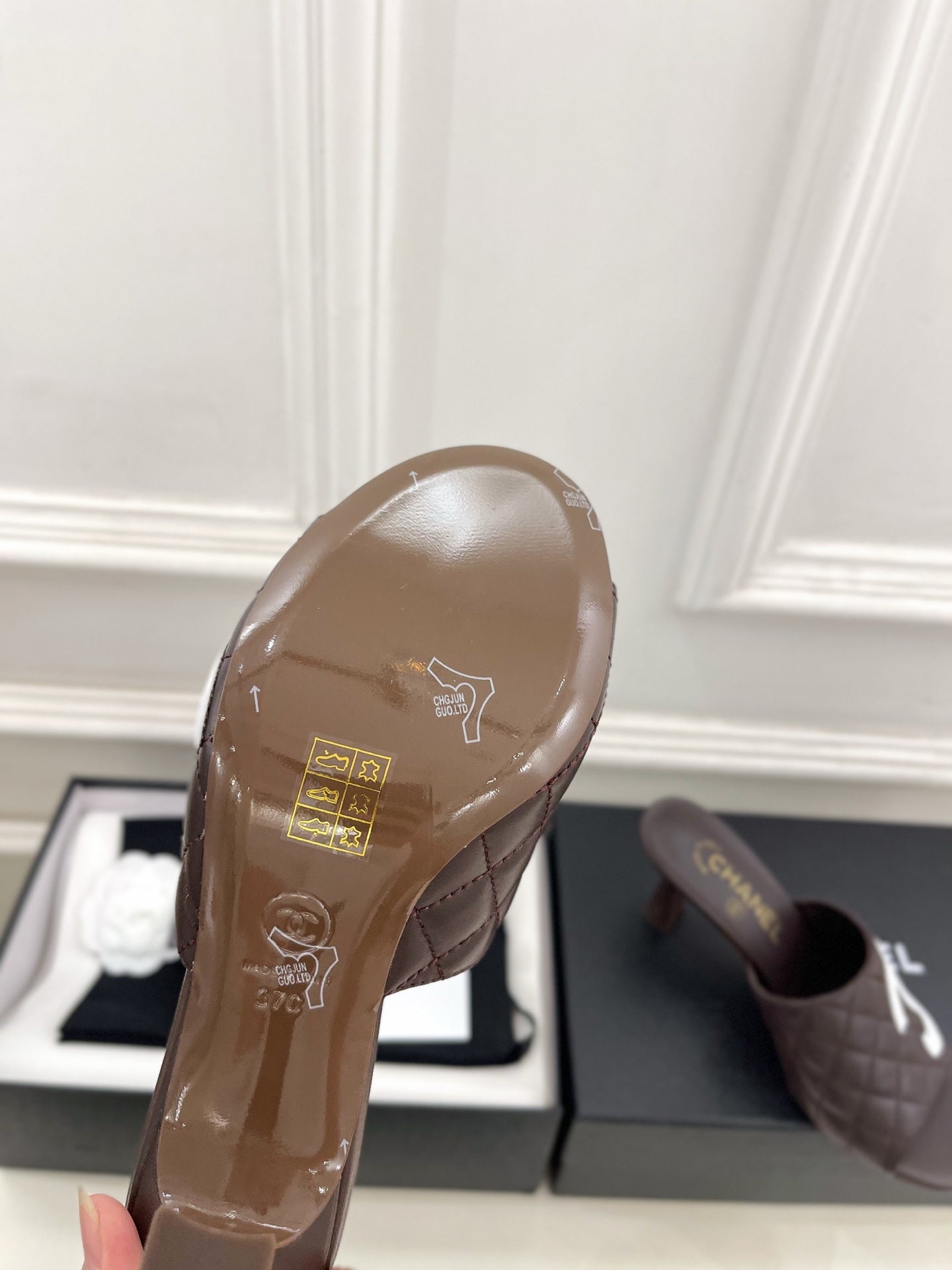 Chanel Women's Diamond-patterned Slippers 7.5cm C93339 - Euro 35=US 4 - View 9