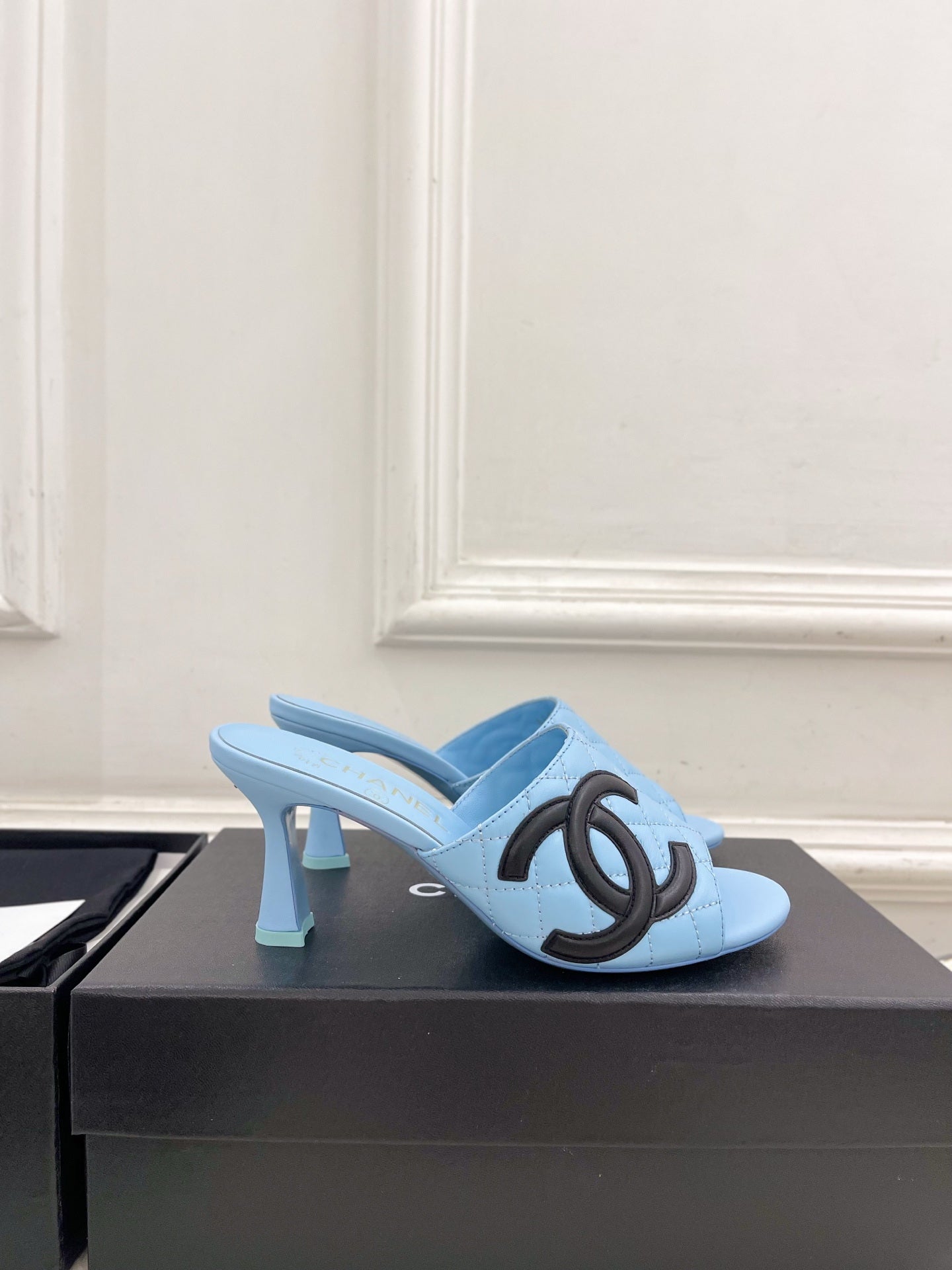 Chanel Women's Diamond-patterned Slippers 7.5cm C93341 - Euro 35=US 4 - View 2