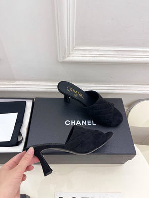 Chanel Women's Diamond-patterned Slippers 7.5cm C93342 - Euro 35=US 4 - View 4