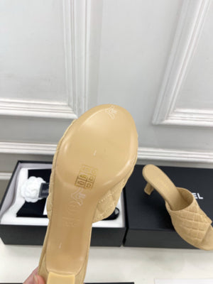 Chanel Women's Diamond-patterned Slippers 7.5cm C93343 - Euro 35=US 4 - View 9