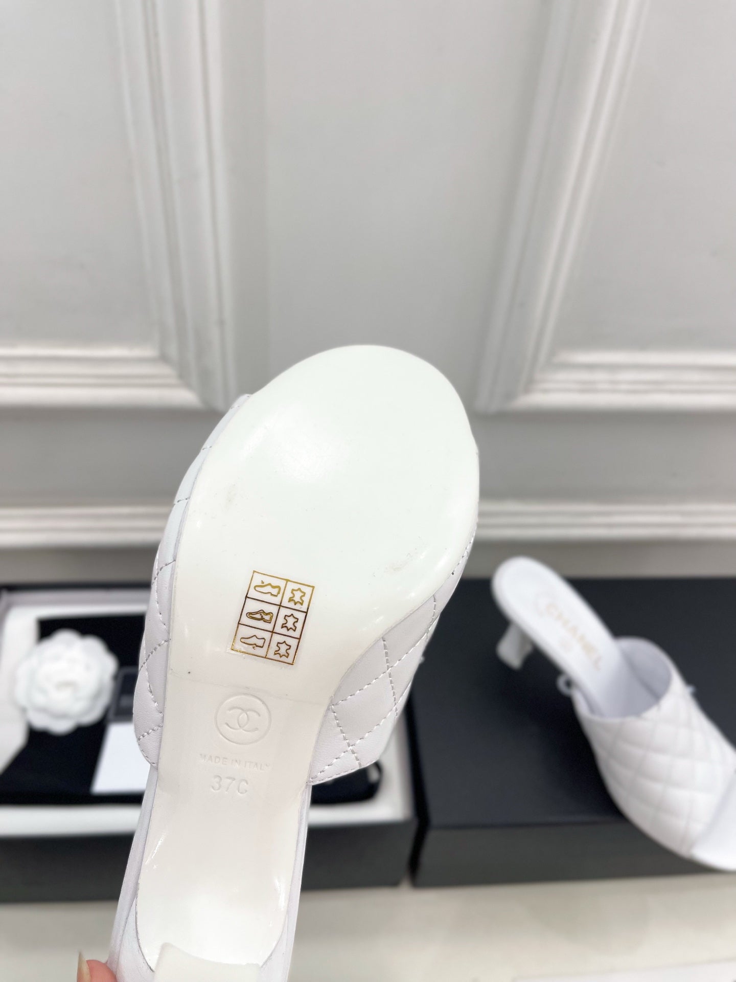 Chanel Women's Diamond-patterned Slippers 7.5cm C93345 - Euro 35=US 4 - View 9
