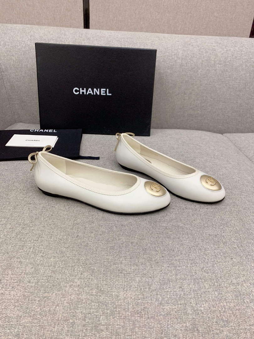 Chanel Women's Fashion Ballet Flats C92310